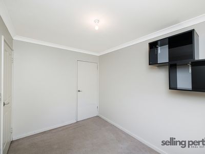 28 Haring Green, Atwell