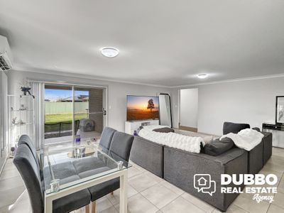 31 Magnolia Boulevard, Dubbo