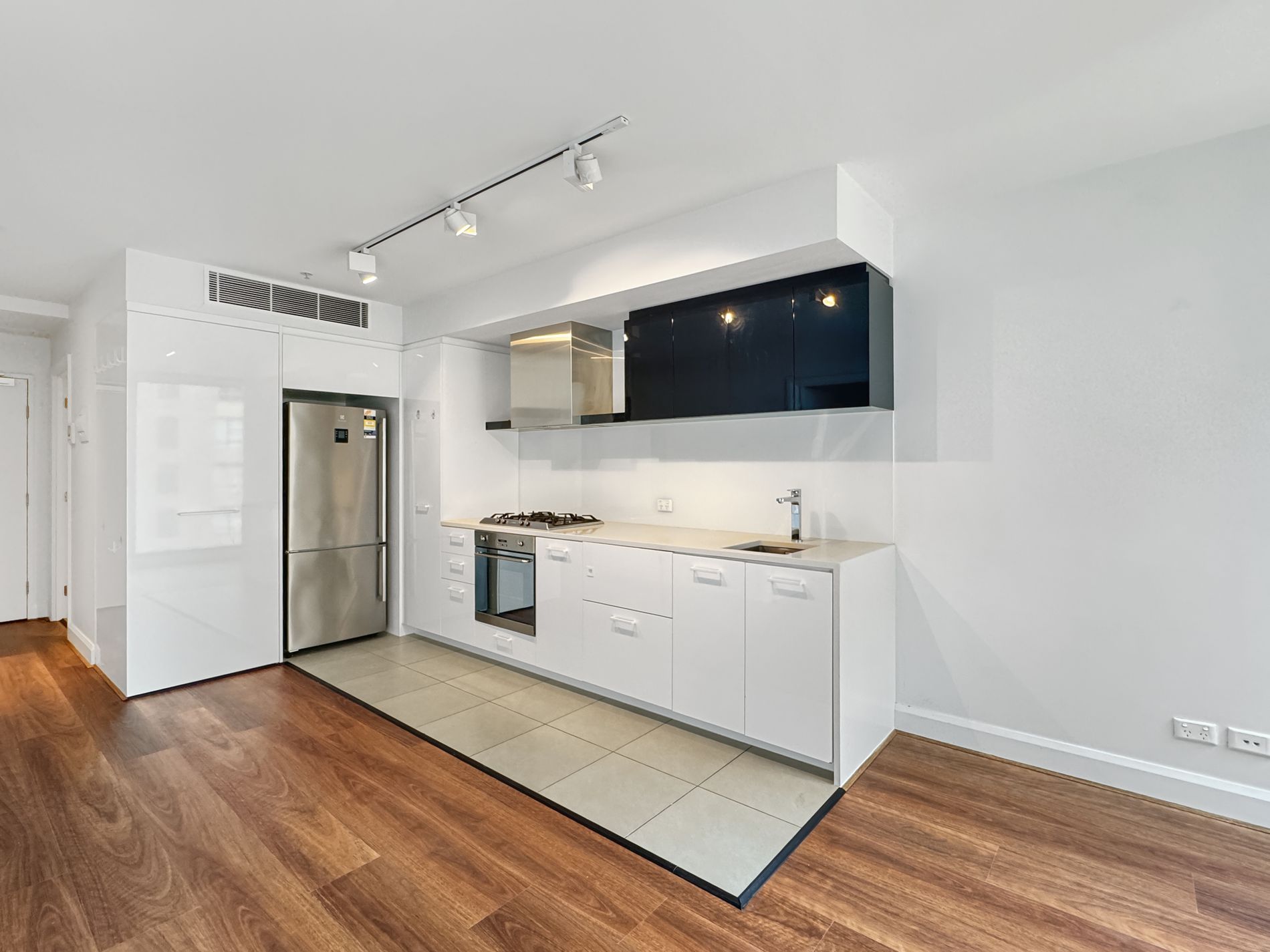 1502 / 27 Little Collins Street, Melbourne