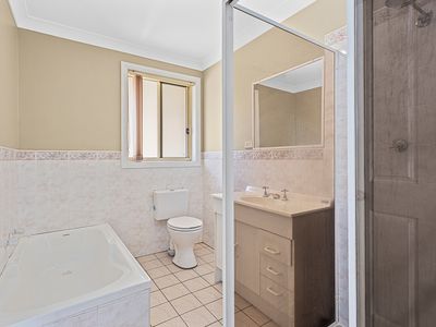 2 / 100 Glider Avenue, Blackbutt