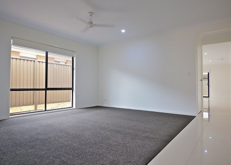 8 Monash Avenue, Gledswood Hills