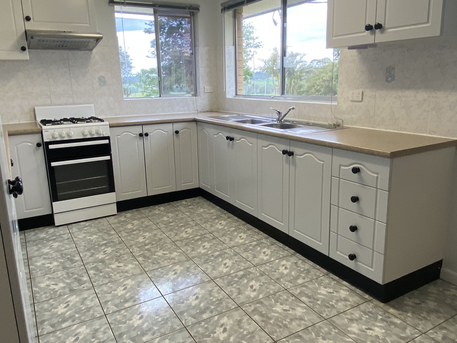 6 Little Forest Road, Little Forest