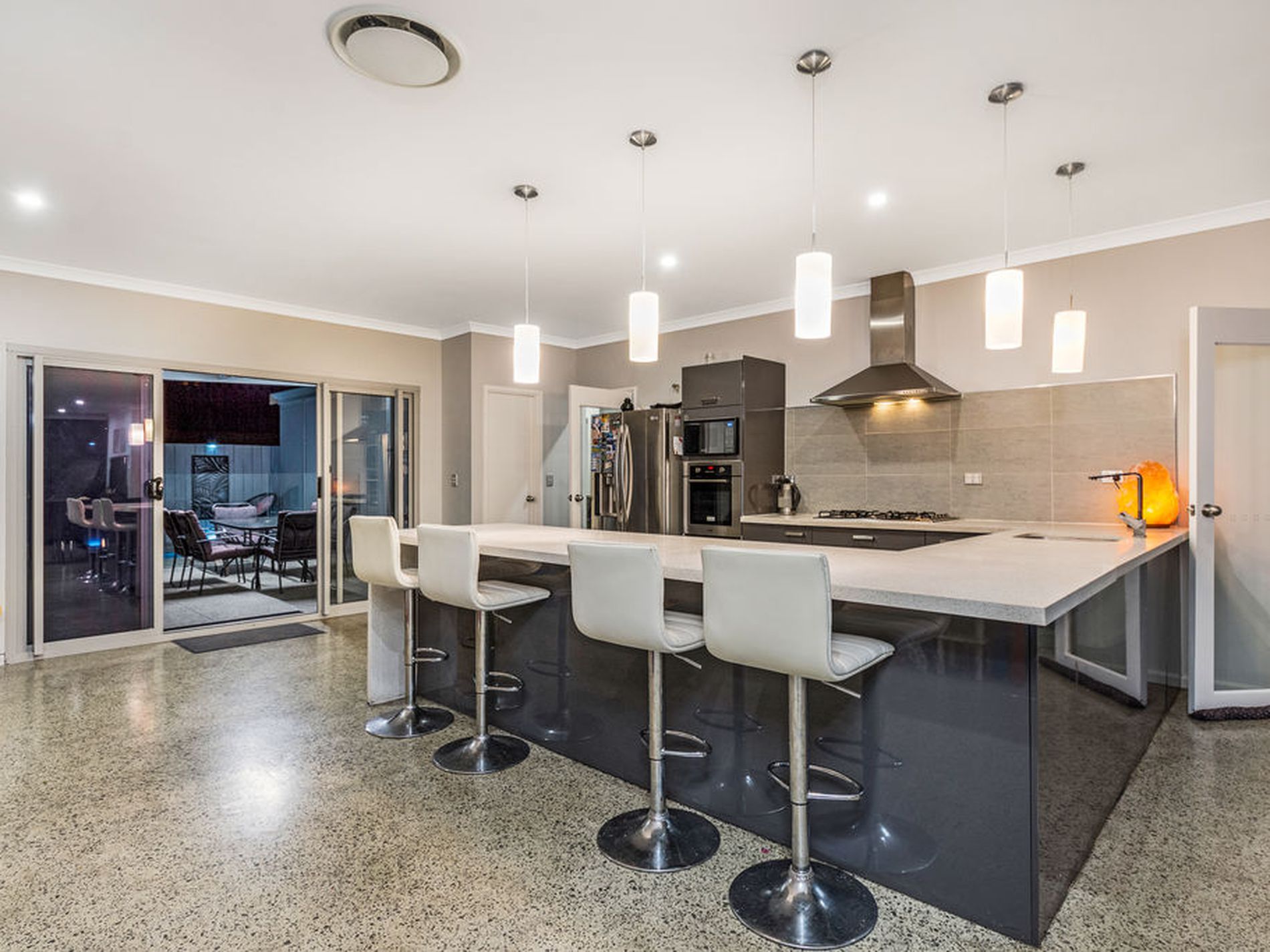 16 Tinsel Street, Yanchep