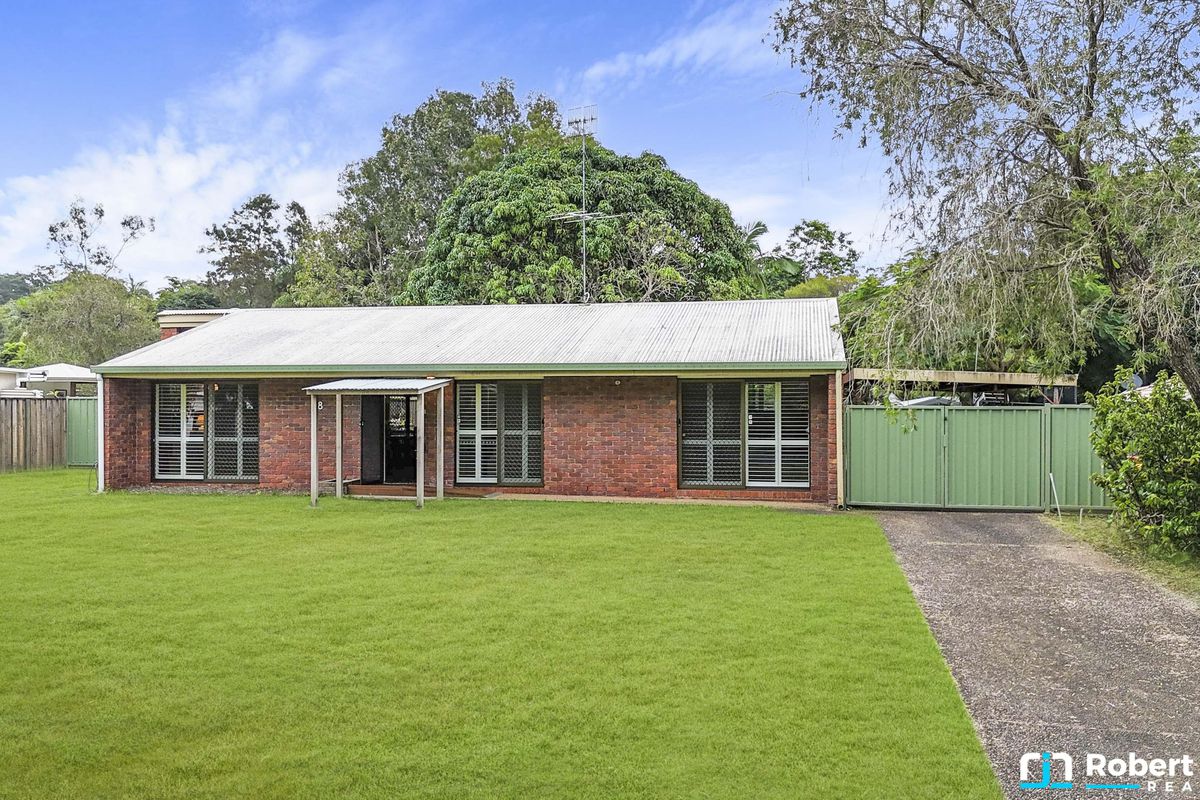 8 Palm Grove Crescent, Tewantin