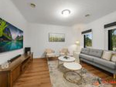 11 Dodd Lane, Epping