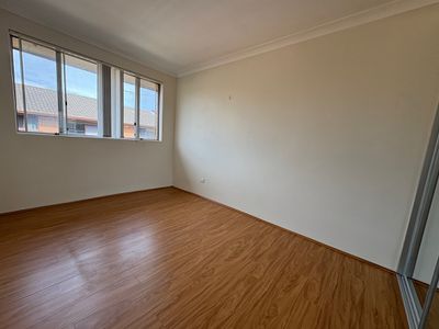 8 / 30 Gloucester Road, Hurstville