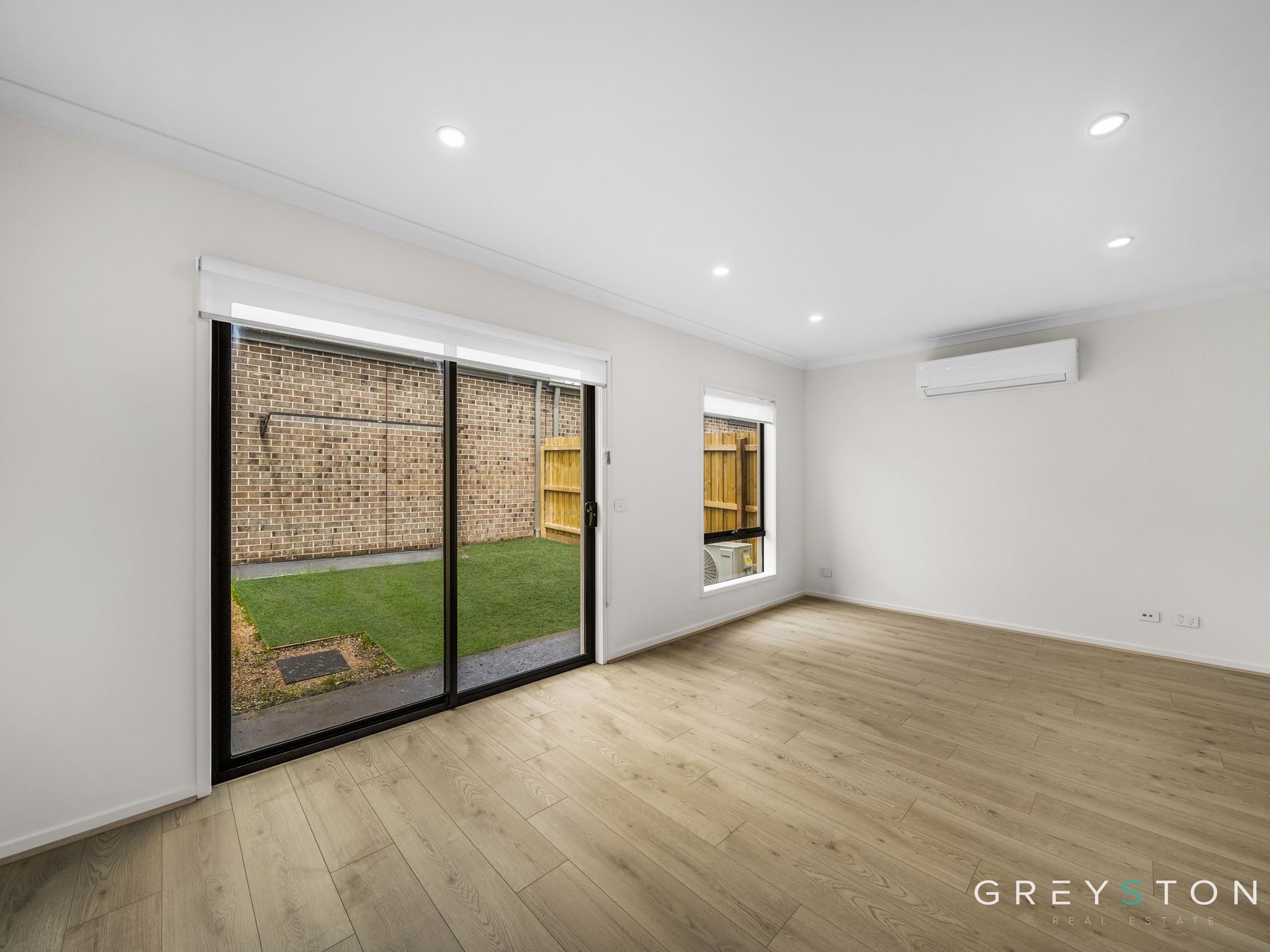 16 Flank Walk, Fraser Rise