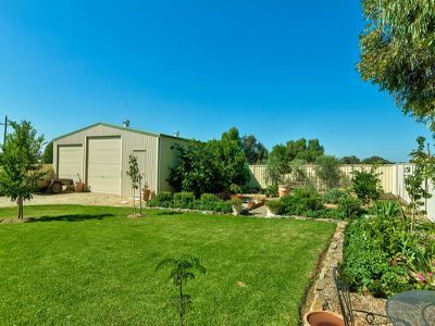 8 Ready Street, Rutherglen
