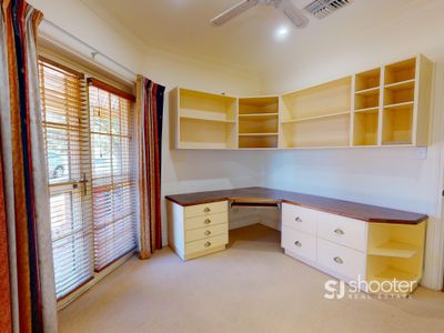 10 Loane Place, Dubbo