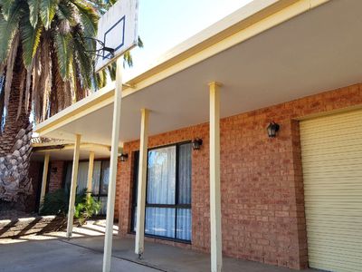 33 Chifley Drive, Dubbo