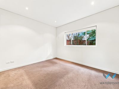 111 / 54A Blackwall Point Road, Chiswick