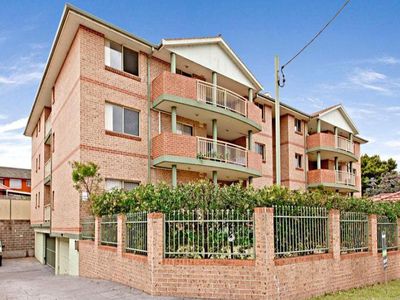 4 / 71 Railway Parade, Lakemba