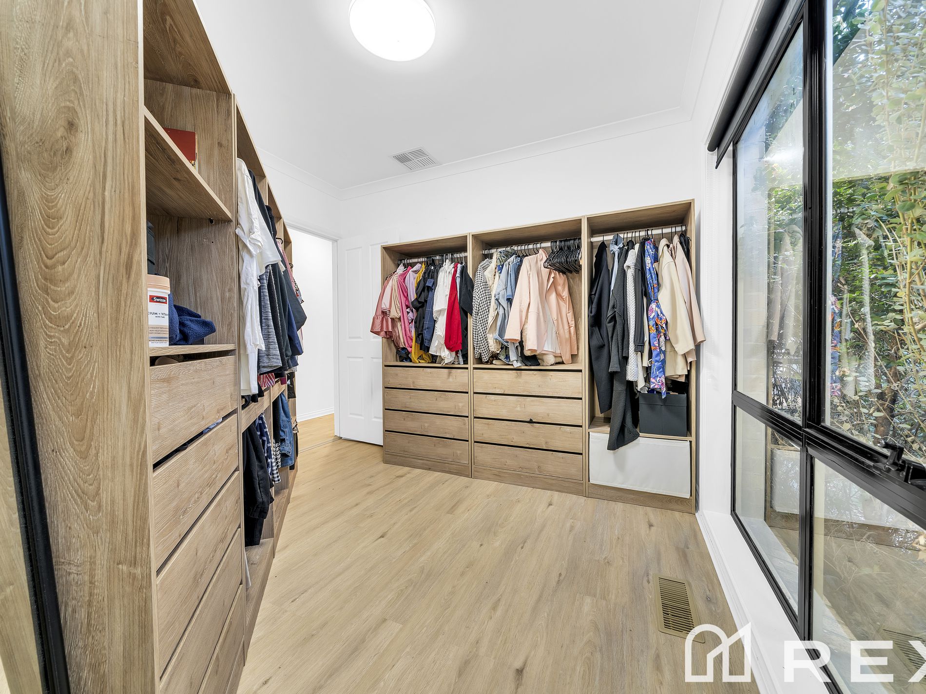 2 Andrew Court, Pakenham
