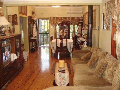 18 Banksia ROAD, Greenacre