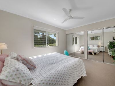 25 / 1 Collins Lane, Kin Kora
