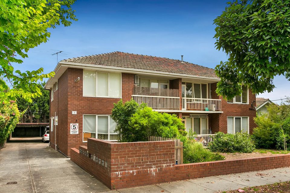 4 / 3 Yendon Road, Carnegie