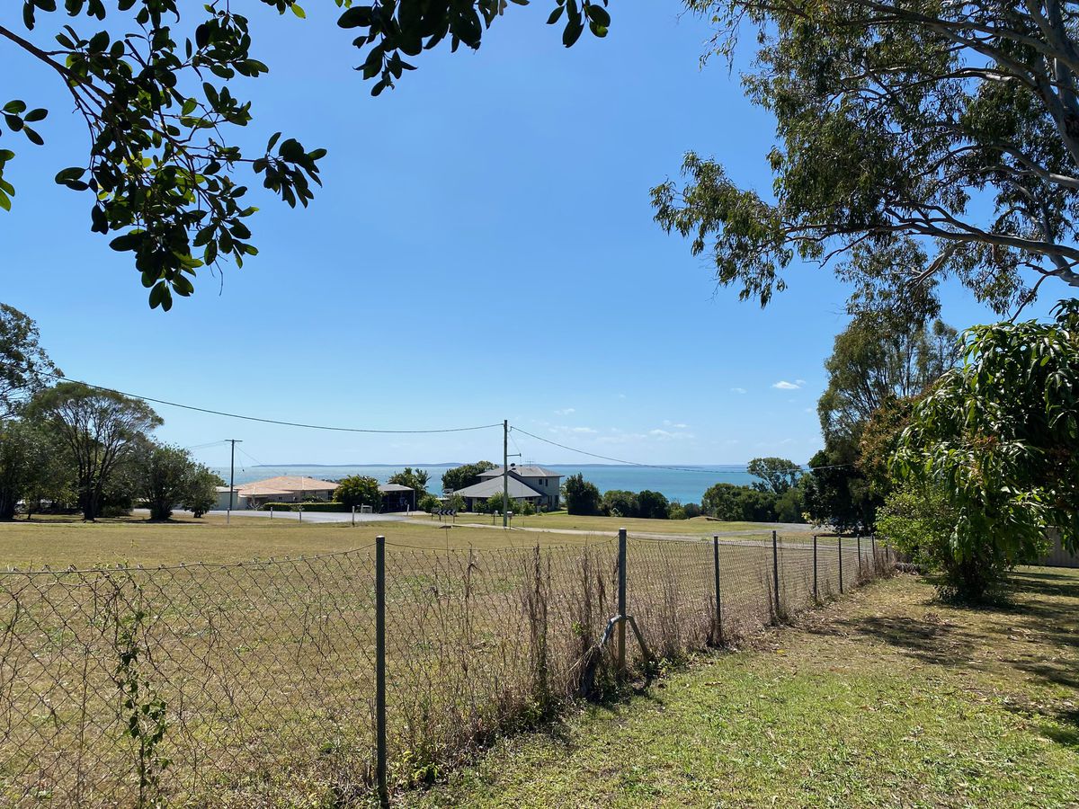 4 Zena Close, River Heads
