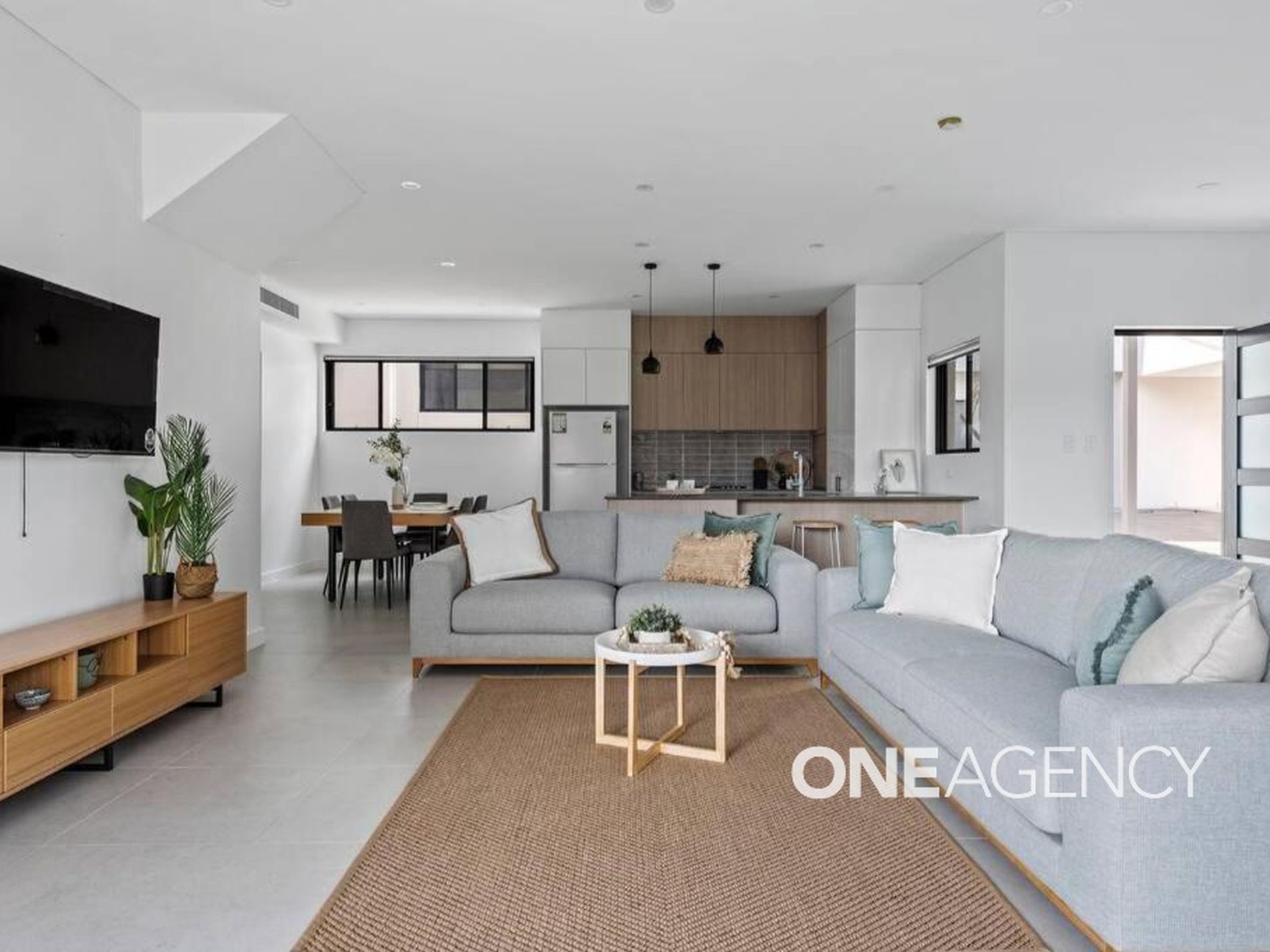 2 / 42 Nurrawallee Street, Ulladulla