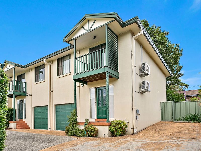 4 / 232 Princes Highway, Bulli