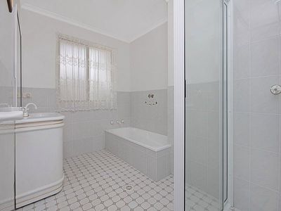 2 / 49 Golf Avenue, Mollymook