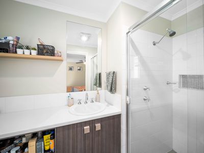 29 Pacific Palms Circuit, Carnes Hill