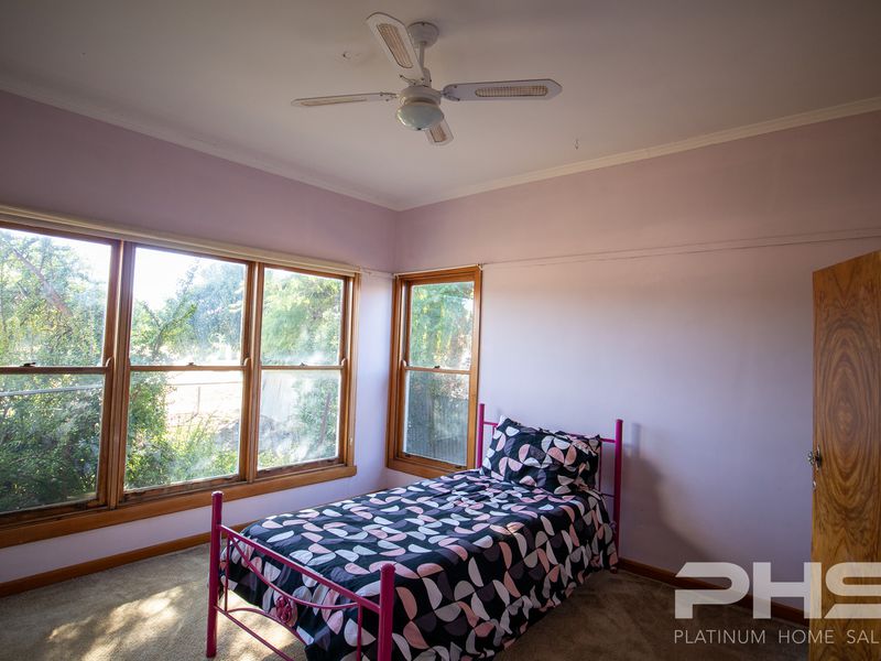 18 Meering Road, Quambatook