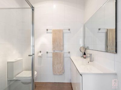 242a Buff Point Avenue, Buff Point