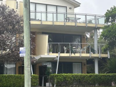 5 / 81-83 Ocean Parade, The Entrance