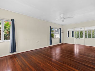 8 Ascog Terrace, Toowong