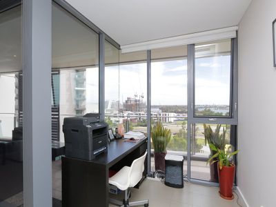 701 / 96 Bow River, Burswood