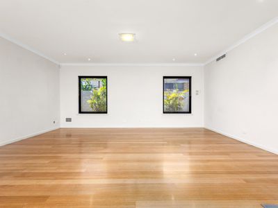 27 Hurlingham Road, South Perth