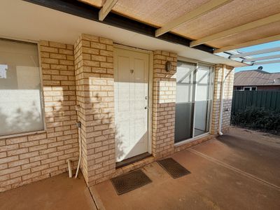 12 / 3 Great Eastern Highway, Somerville