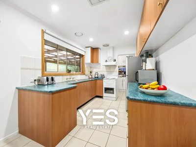 10 Alexandra Street, Upper Ferntree Gully