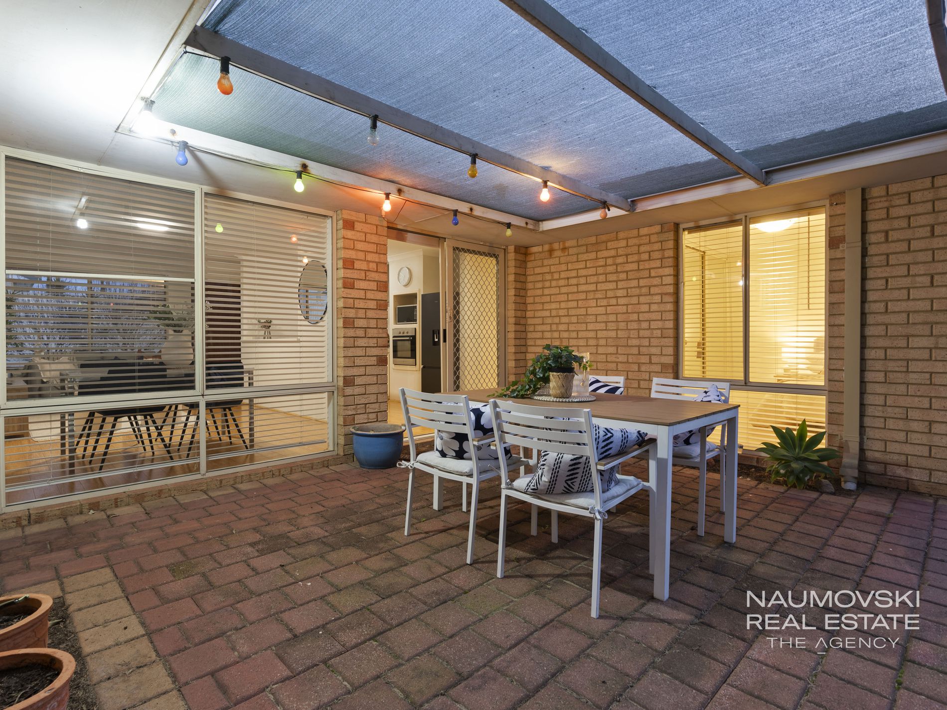 2 / 285 Main Street, Balcatta