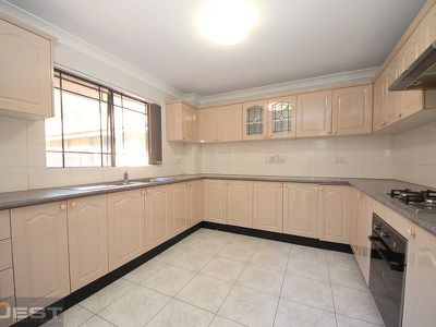 18 / 37-43 Sir Joseph Banks Street, Bankstown