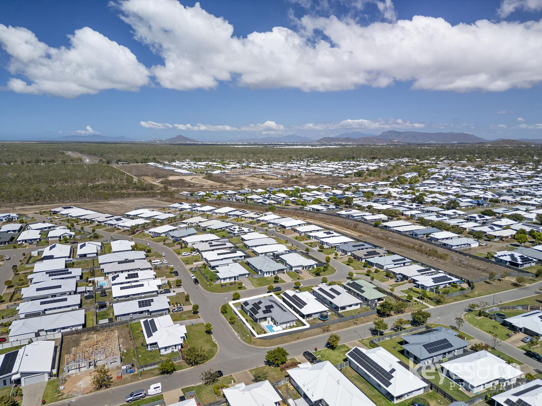 2 Coolamon Street, Mount Low