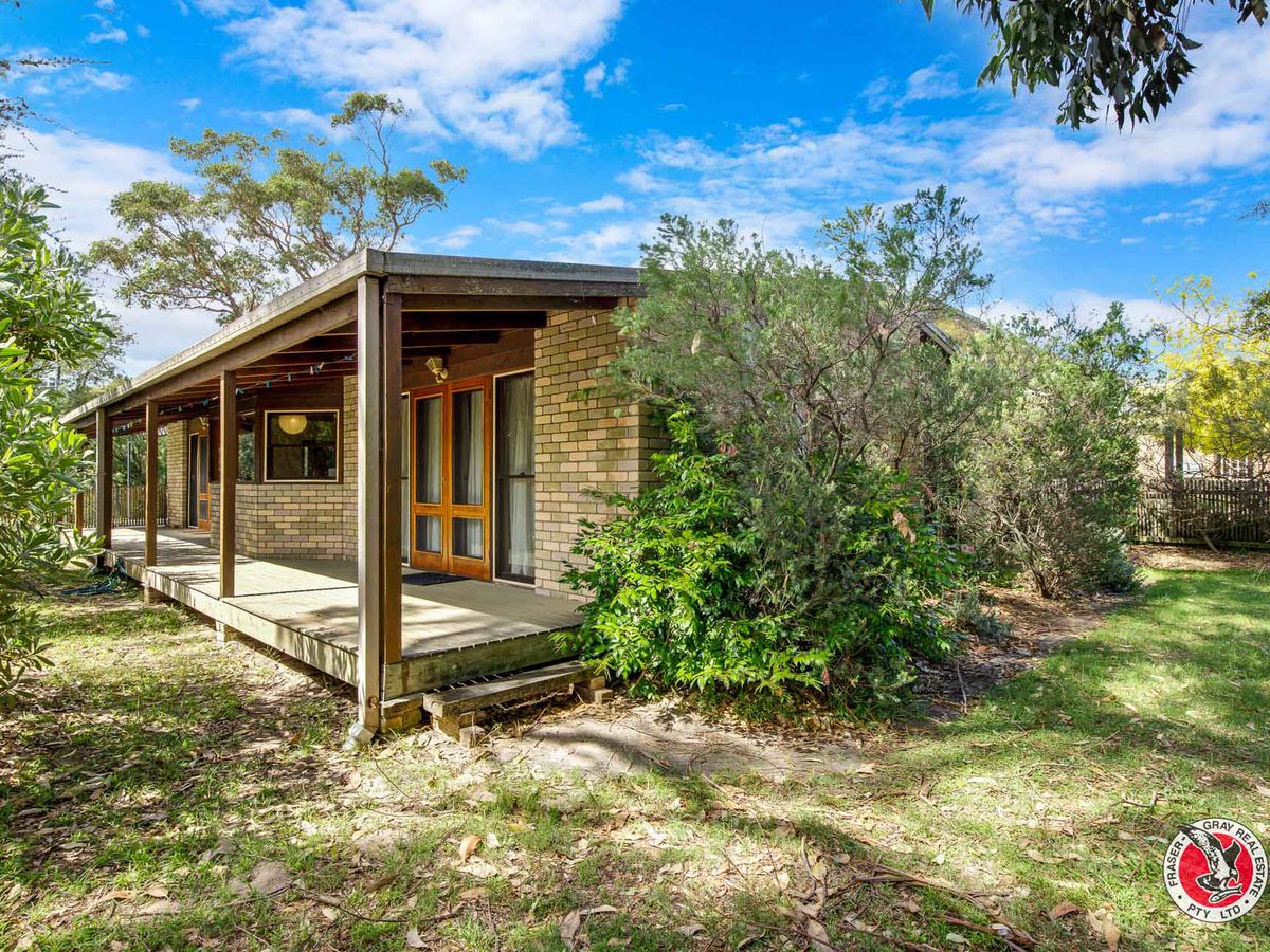 1 Baker Street, Broulee FraserGray Real Estate