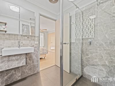 22 Bellbrook Drive, Dandenong North