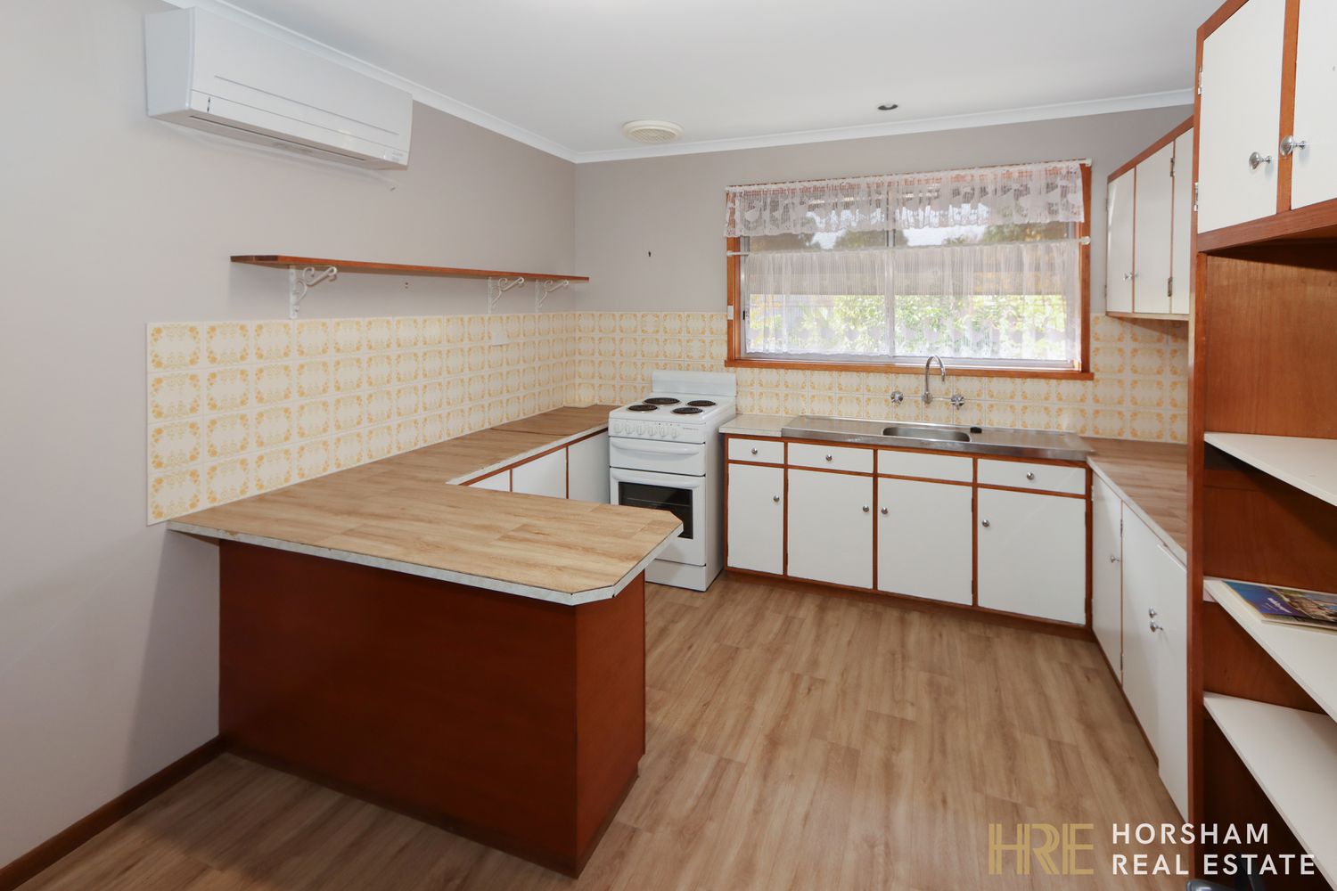 14 Caroline Street, Horsham