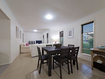 110 Hargreaves Road, Manly West