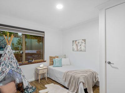 20 Ten Seldam Circle, Winthrop