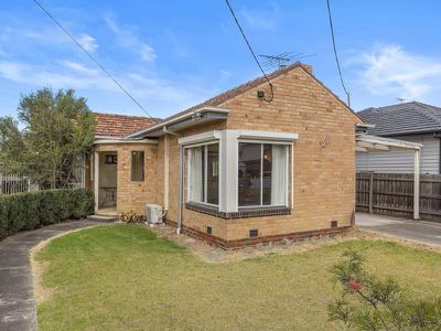 23 Austin Crescent West, Yarraville