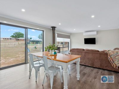 7 Maple Tree Boulevard, Mansfield