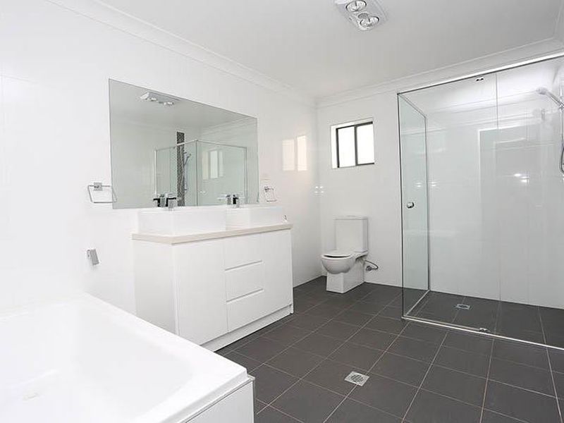 50 Grimson Cres, Liverpool