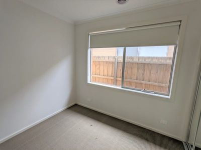 8 / 64-68 Station Road, Marshall