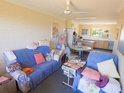 2 / 24 Queen Street, Yeppoon