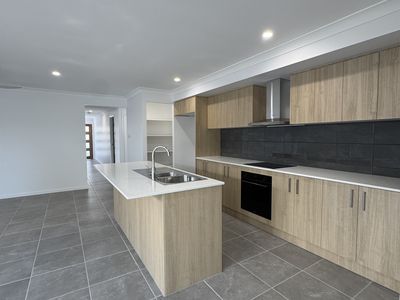 9 Merryvale Circuit, Lilywood