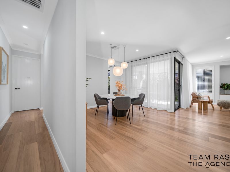 20 Navarra Way, Caversham