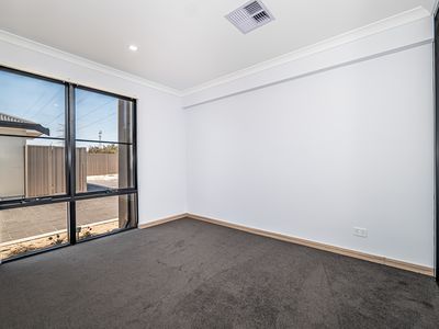 3 / 13 Welford Way, Success