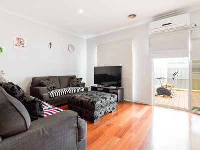 1 / 131 Merton Street, Altona Meadows